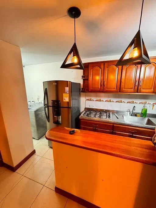 Apartamento 404 Itagui 0*,